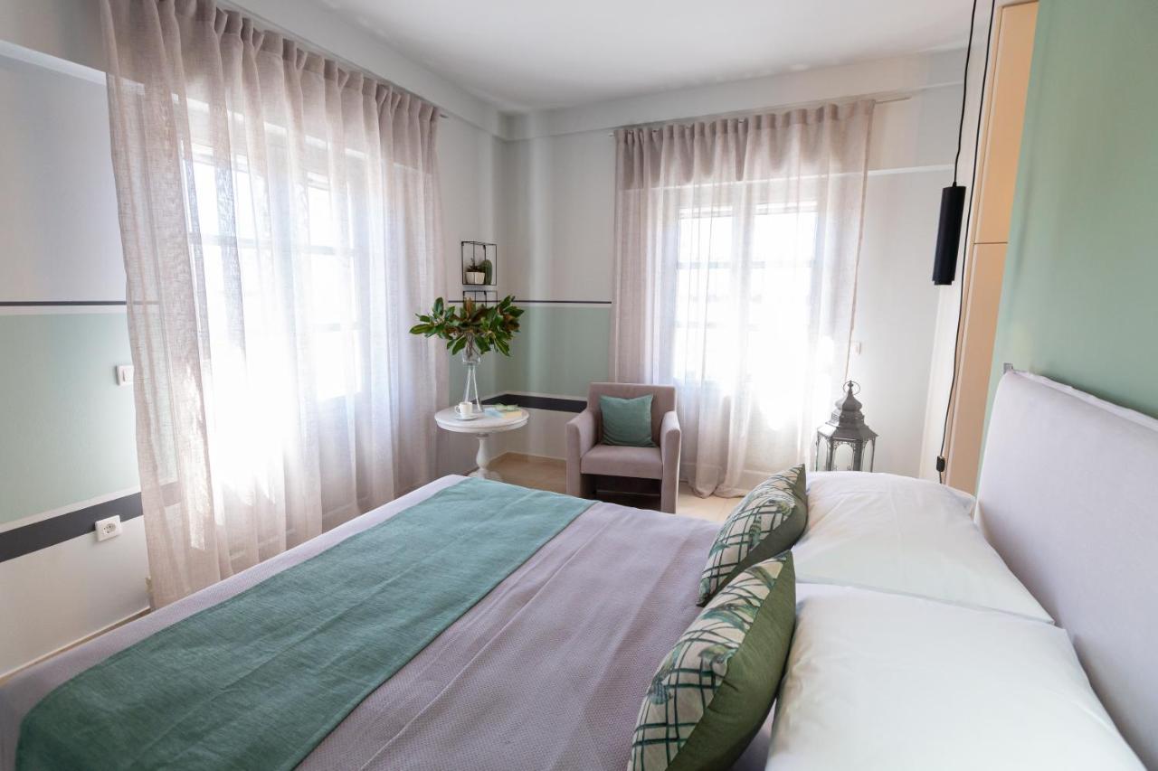 Magnolia - Apartment In Kalamáta Kültér fotó